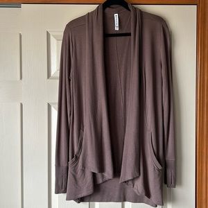 Athleta pranayama wrap